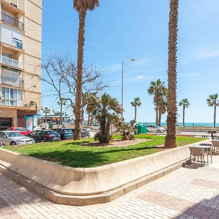 Pansiyon Sunny Harbor House *