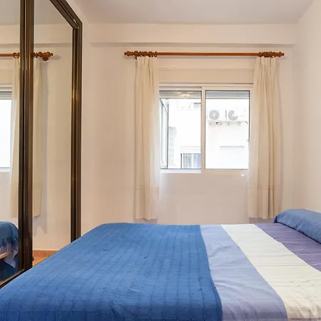 Sunny Harbor House Проживание в семье