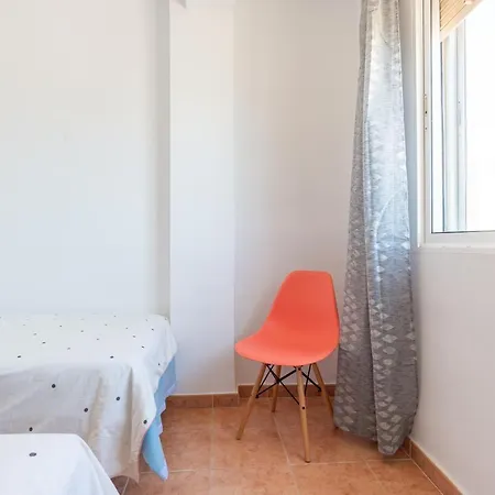 Sunny Harbor House *